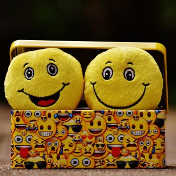 Emoji, Smileys, Yellow box, Cheerful, Smiling, Emoticons, Happiness, Cute expressions, Yellow, 5K