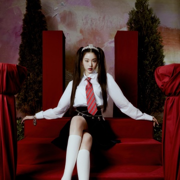 Jang Wonyoung, Love Dive (IVE), 5K, K-pop idol, Schoolgirl, Tiara