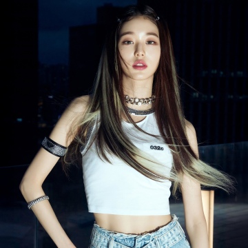 Jang Wonyoung, K-pop idol, IVE (K-pop), Fashion