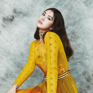 Jeon Somi, Legend Magazine, 5K, Yellow Dress, Luxury fashion, Portrait