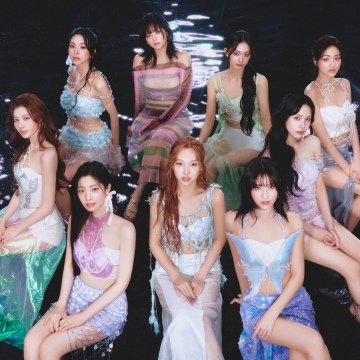 TWICE, Nayeon, Jeongyeon, Momo, Sana, Jihyo, Mina, Dahyun, Chaeyoung, Tzuyu