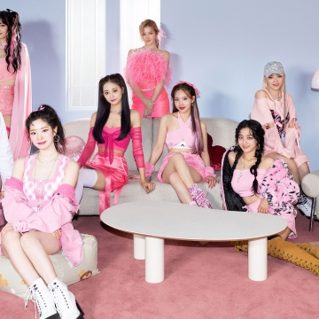 TWICE, K-pop group, Nayeon, Jeongyeon, Momo, Sana, Jihyo, Mina, Dahyun, Chaeyoung, Tzuyu
