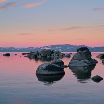 macOS Tahoe Beach Dawn, 5K wallpaper