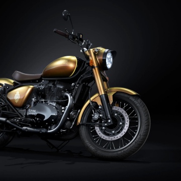 Royal Enfield Classic 650, Anniversary Edition, 2025, EICMA Motorcycle Show, Dark background