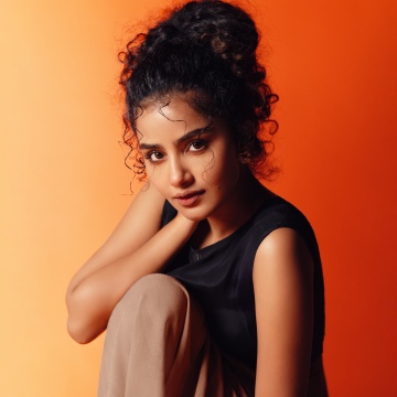 Anupama Parameswaran, Orange background, Indian actress, 5K, 8K