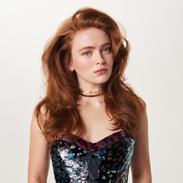 Sadie Sink, White background, Portrait, 5K