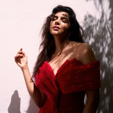 Kalyani Priyadarshan, Red dress, Indian actress, 5K