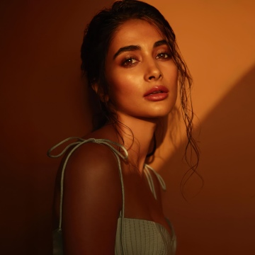 Pooja Hegde, Golden hour, Portrait, Indian actress, 5K