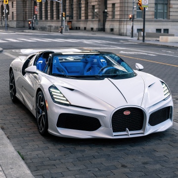 Bugatti W16 Mistral, Toronto, Roadster, White cars, Hyper Sports Cars, 5K