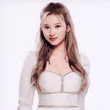 Sana Minatozaki (TWICE), 5K wallpaper
