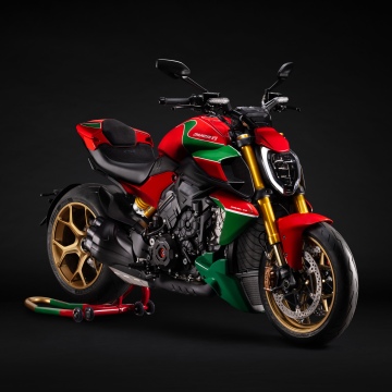 Ducati Diavel V4 RS 100, 2026, 5K, 8K, Dark background, Ducati Diavel V4