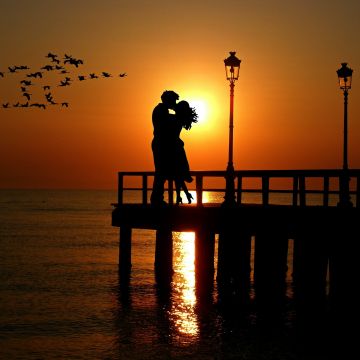 Couple, Orange sky, Romantic kiss, Sunset, Silhouette, Together, Birds, Lanterns, Sea, Reflection