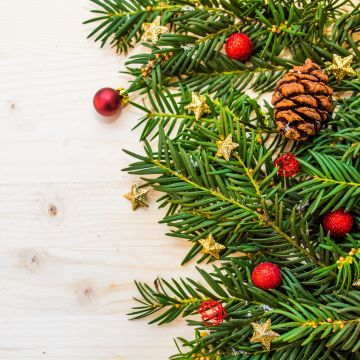 Christmas decoration, Pine branches, Christmas balls, Stars, Wooden background, Merry Christmas, 5K, Preppy Christmas, Navidad, Noel