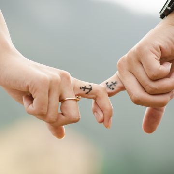 Couple, Hands together, Fingers, Youth, Romantic, Lovers, 5K