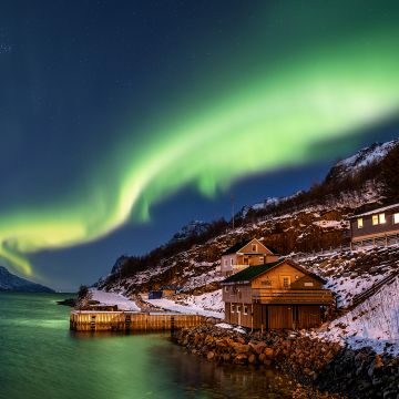 Aurora Borealis, Norway, Northern Lights, Wooden House, Landscape, River Stream, Night time, Snow covered, Mountains, Scenery, Stars, 5K