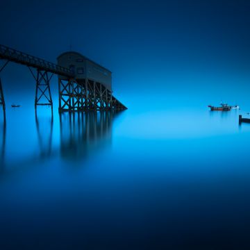 Selsey Lifeboat Station, England, Seascape, Blue background, Moonlight, Pier, Long exposure, Reflection, 5K