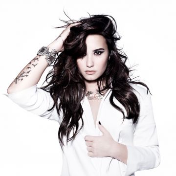 Demi Lovato, White background, 5K