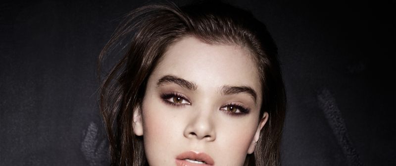 Hailee Steinfeld, Portrait, American actress