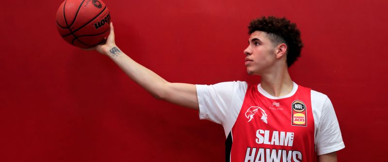 LaMelo Ball, Basketball player, NBA, Red background
