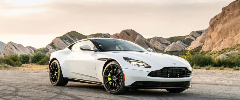 Aston Martin DB11 AMR, 2020