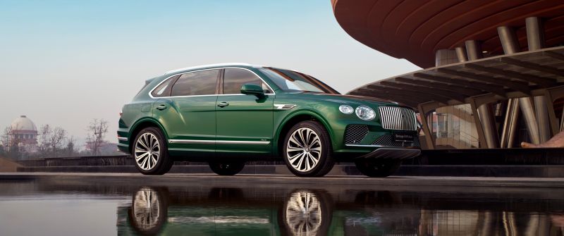 Bentley Bentayga EWB Azure, Mulliner, 2024, 5K