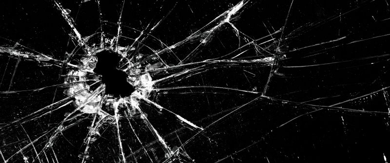 Broken screen, 5K, Dark background, Shattered glass, Cracked screen