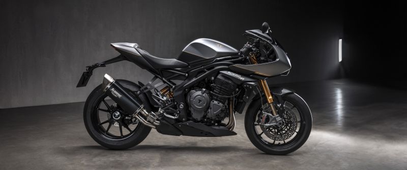 Triumph Speed Triple, 2025, 5K, 8K