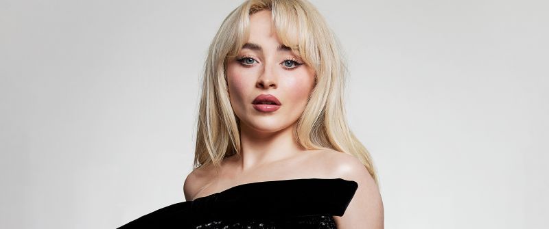 Sabrina Carpenter, White background, American singer, 5K