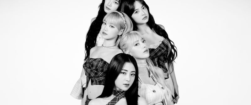 Le Sserafim, 2024, Monochrome, Sakura Miyawaki, Kim Chaewon, Huh Yunjin, Hong Eunchae, Kazuha, White background