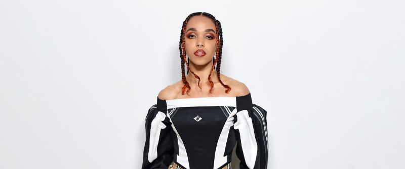 FKA twigs, White background, British singer