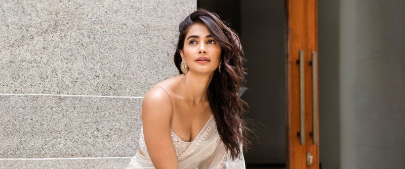 Pooja Hegde, White saree, Indian actress, 5K