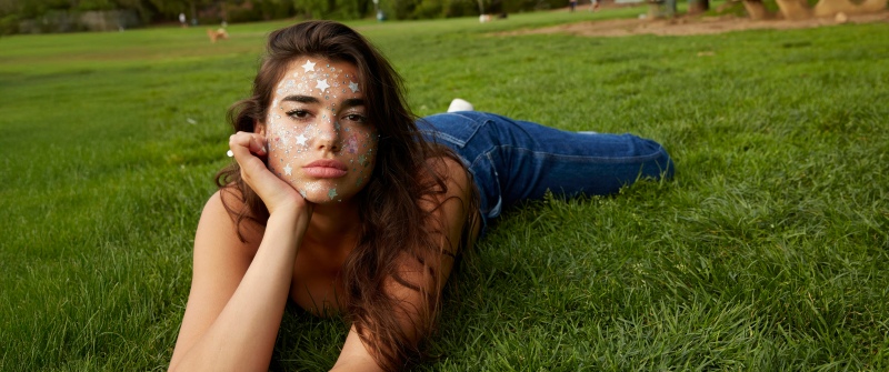 Dua Lipa, Outdoor, Albanian singer, 5K, Green Grass