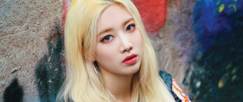 Kim Lip, South Korean Singer, K-Pop singers, 5K