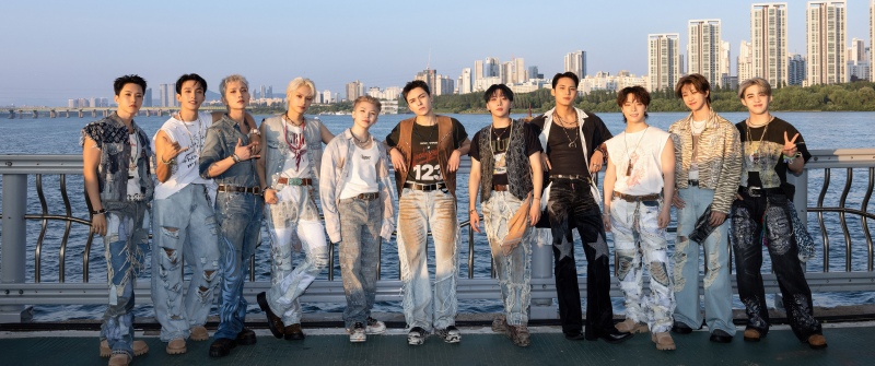 SEVENTEEN, 5K, South Korean boy band, K-Pop singers