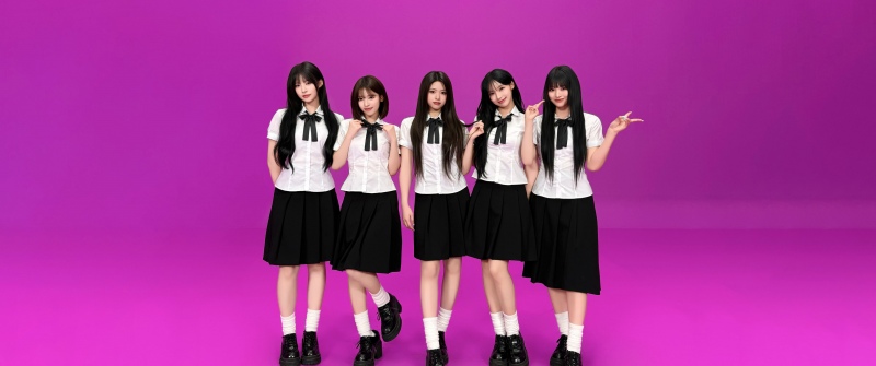 Deja Vu, RESCENE, K-pop group, Girl group, Uniform, Magenta background, 5K