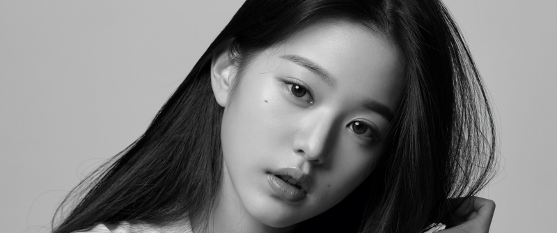 Jang Wonyoung, Monochrome