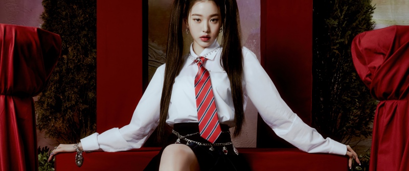 Jang Wonyoung, Love Dive (IVE), 5K, K-pop idol, Schoolgirl, Tiara