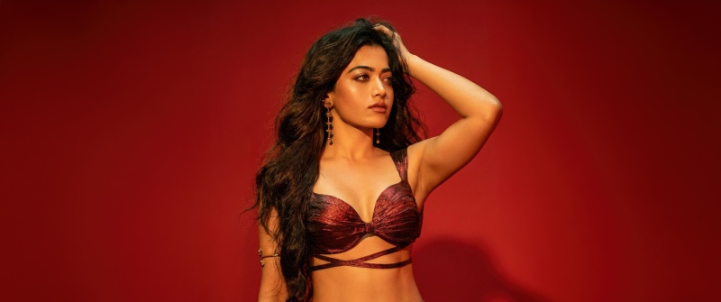 Rashmika Mandanna, Glamorous, 5K, Indian actress, Red background