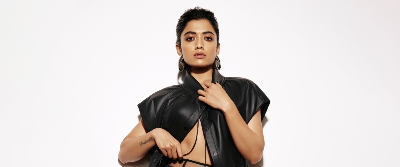 Rashmika Mandanna, White background, Indian actress, 5K