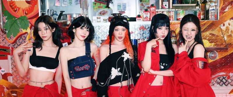 Le Sserafim - Spaghetti, 5K, Sakura Miyawaki, Kim Chaewon, Huh Yunjin, Hong Eunchae, Kazuha, K-Pop singers, K-pop group