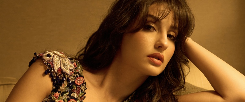 Nora Fatehi, Warm, Indian actress, 5K