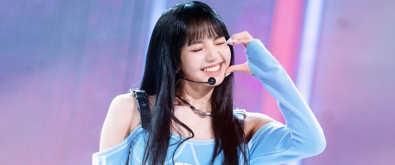 Lisa, Singing, Live concert, Smiling, 5K