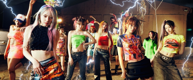 Crazy (Le Sserafim), Group, Sakura Miyawaki, Kim Chaewon, Huh Yunjin, Hong Eunchae, Kazuha, Le Sserafim