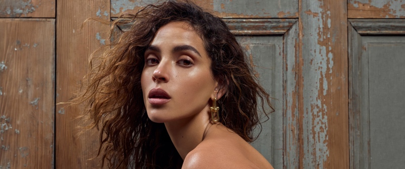Adria Arjona