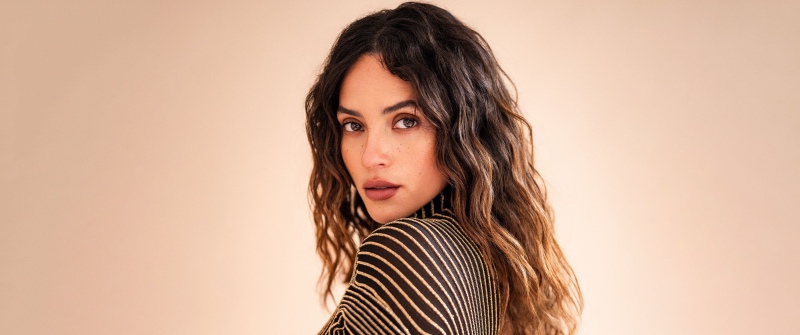 Adria Arjona