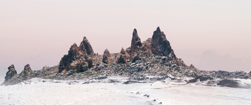 Volcanic chimneys, Landscape, Limestone, Geothermal field, Xiaomi HyperOS 3.1, Stock, Full moon