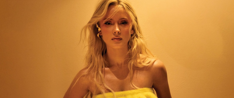 Zara Larsson wallpaper