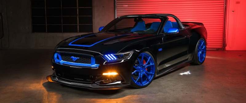 Ford Mustang GT Convertible, Blue and Black, 5K