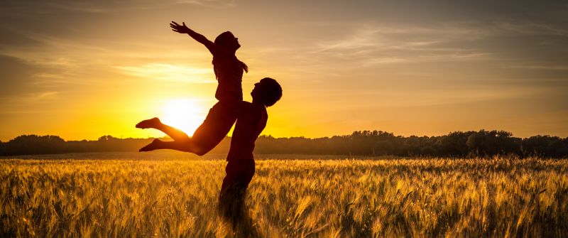 Couple, Together, Silhouette, Sunset, Romantic, Evening, Clear sky, Field, Lifting, 5K