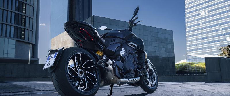 Ducati Diavel V4, Motorcycle, Sports bikes, Muscle cruiser, 5K, 8K, 2023, Sport cruiser